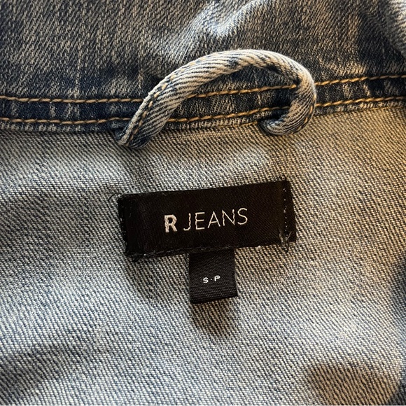 Women’s jean jacket size small - Picture 5 of 6